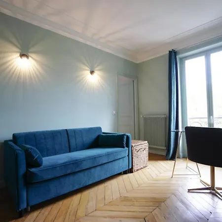 Spacious Unoverlooked Nest With Open View 公寓 *